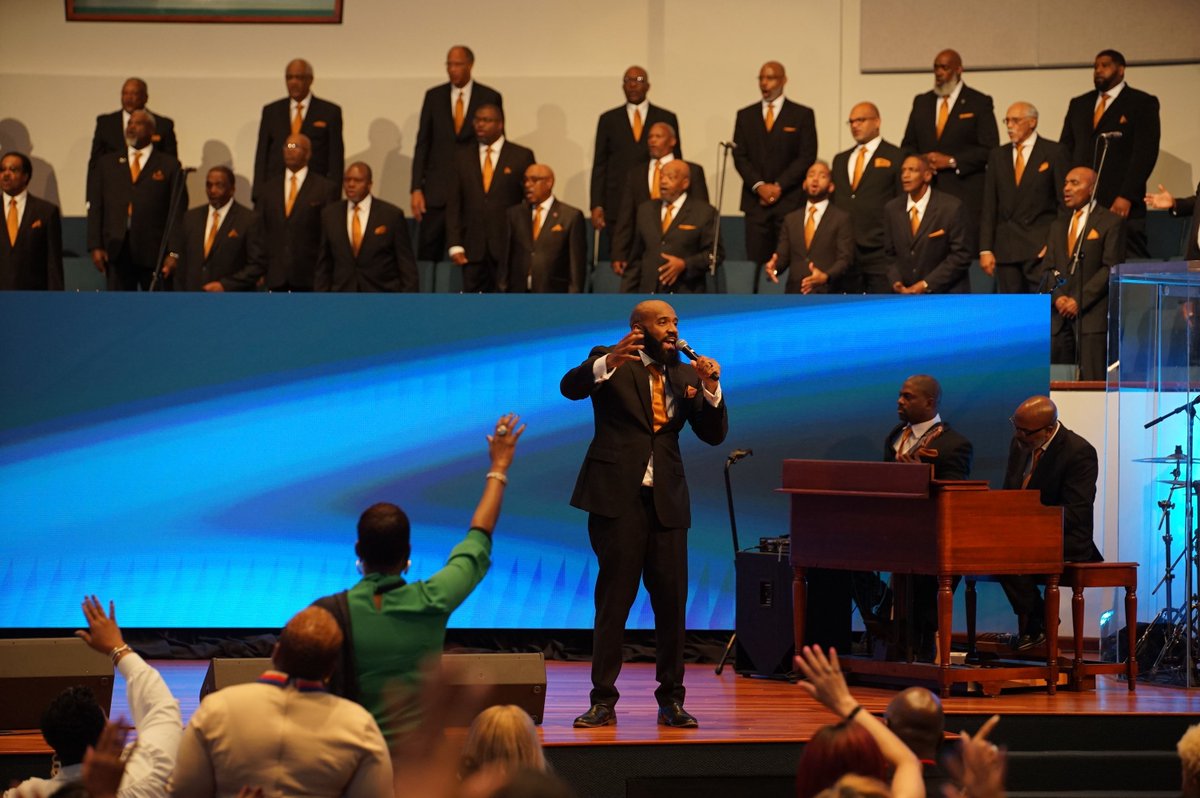 TheBend_Org's tweet photo. Thank you so much to Gene Moore for leading us in worship this Sunday! https://t.co/wSWGdAoWAK