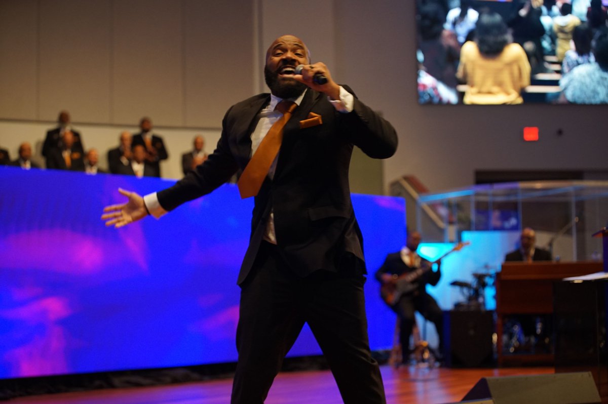 TheBend_Org's tweet photo. Thank you so much to Gene Moore for leading us in worship this Sunday! https://t.co/wSWGdAoWAK
