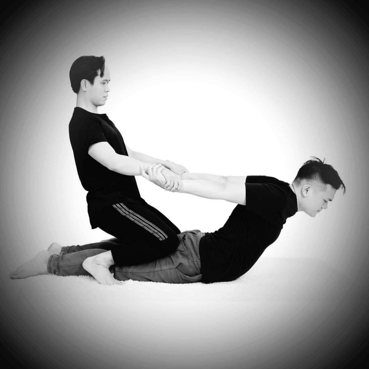 SaigonStudio's tweet photo. [Tân Định: Stretching &amp; Massage]
Soi 160, Võ Thị Sáu, quận 3
Zalo - [0818] 96.14.90 https://t.co/fhlNCfUD86