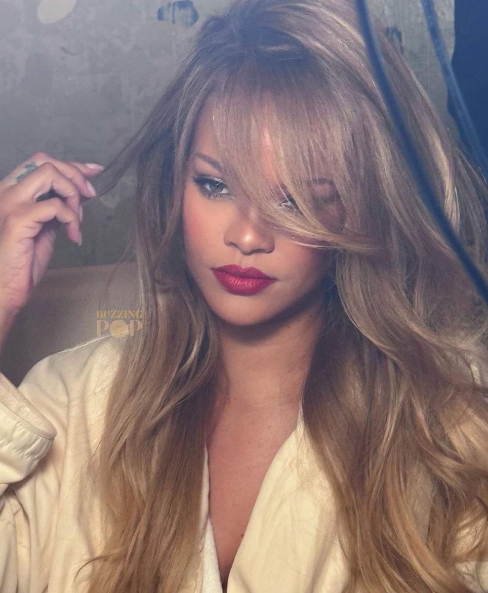 QGdoPOP's tweet photo. Rihanna. https://t.co/x6ClTIlAow