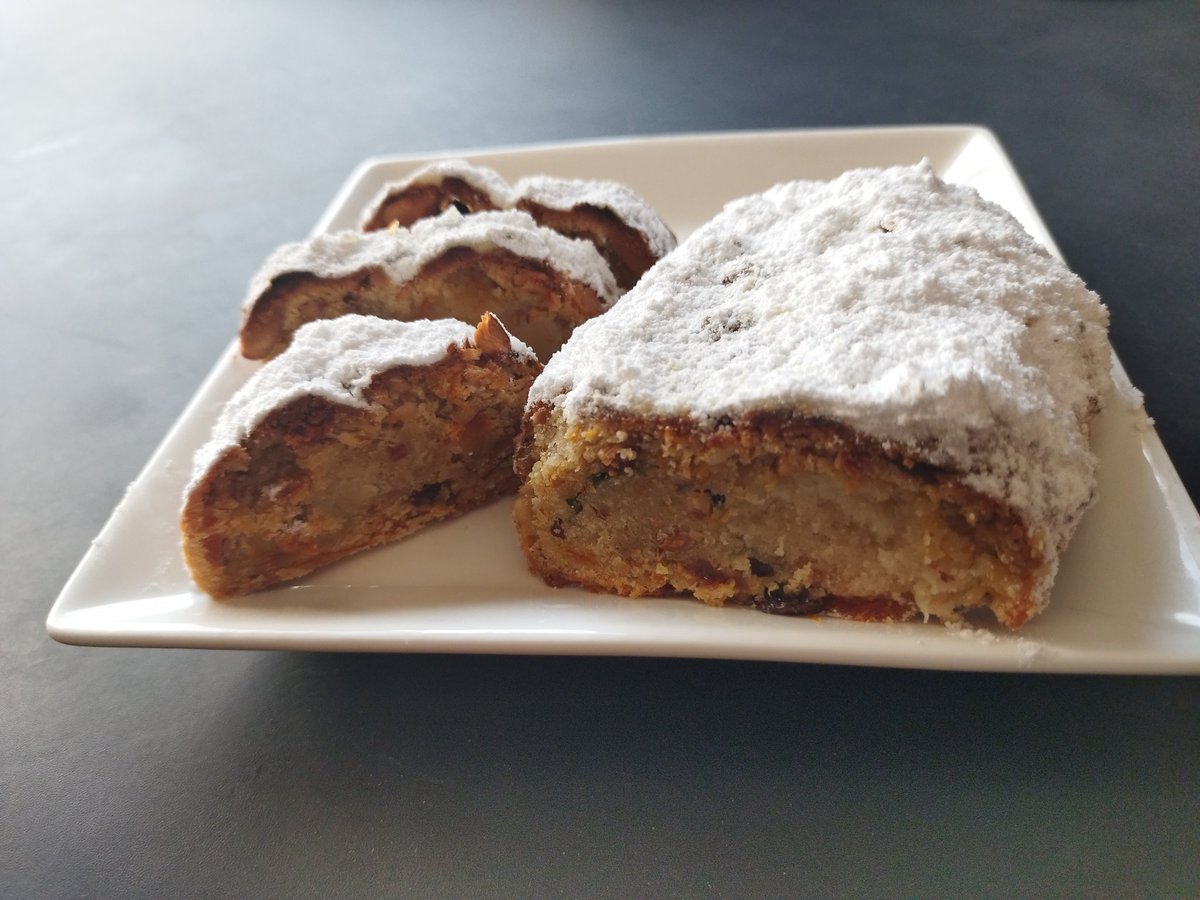 ExPastry69chef's tweet photo. stollen
#bake #yummy #gateau #gateaux #delicious #cake #cafe #pastry #bread #cuisine #sweets #dessert #diy #handmade #homemade #german #food #foods #pain #eat #baking #instafood #stollen #vienoiserie #cooking #foodporn #foodart #delish #foodphotography #entremet https://t.co/JW0ql5GjxF