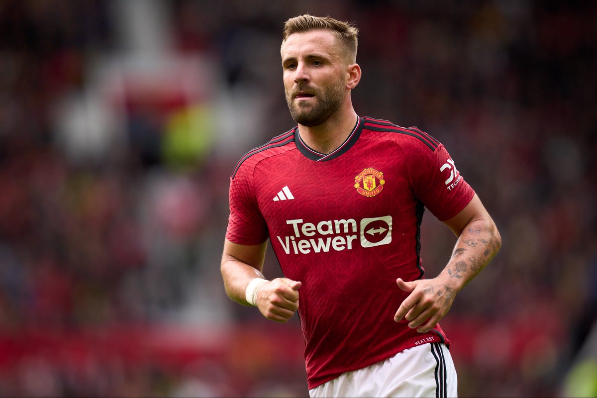 UnitedUpdates's tweet photo. 🚨🏴󠁧󠁢󠁥󠁮󠁧󠁿 Luke Shaw is expected to make his Manchester United return against Everton next Sunday. [@talkSPORT] #MUFC https://t.co/yc4VJD4zEF