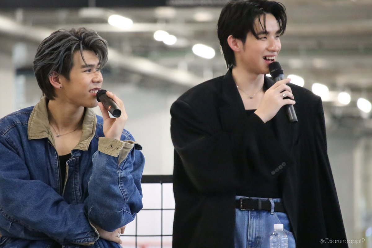 OsarunoappiP's tweet image. 【タイ✈️】
LYKNのBook Expoのサイン会は後ろで見学😁

#GMMTVxBookExpo2023
#LYKNxBookExpo2023
#nnutda #hongshihoshi #TuiChayatorn #williamjkp
#Lego_Rapeepong