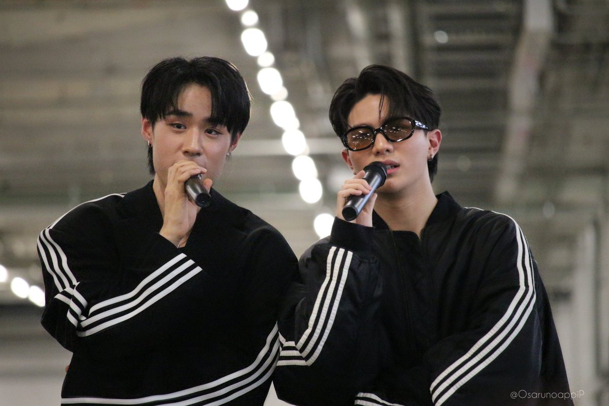 OsarunoappiP's tweet image. 【タイ✈️】
LYKNのBook Expoのサイン会は後ろで見学😁

#GMMTVxBookExpo2023
#LYKNxBookExpo2023
#nnutda #hongshihoshi #TuiChayatorn #williamjkp
#Lego_Rapeepong