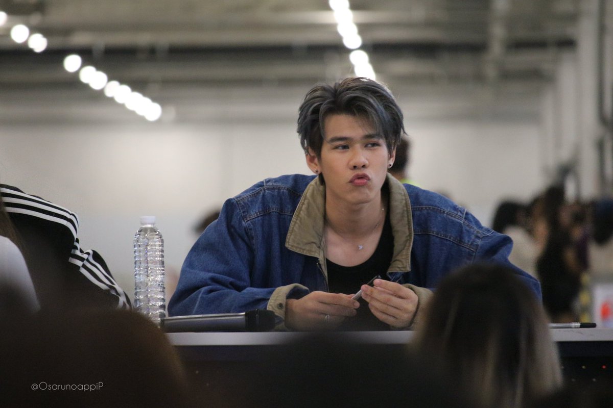 OsarunoappiP's tweet image. #GMMTVxBookExpo2023
#LYKNxBookExpo2023
#nnutda #hongshihoshi #TuiChayatorn #williamjkp #Lego_Rapeepong