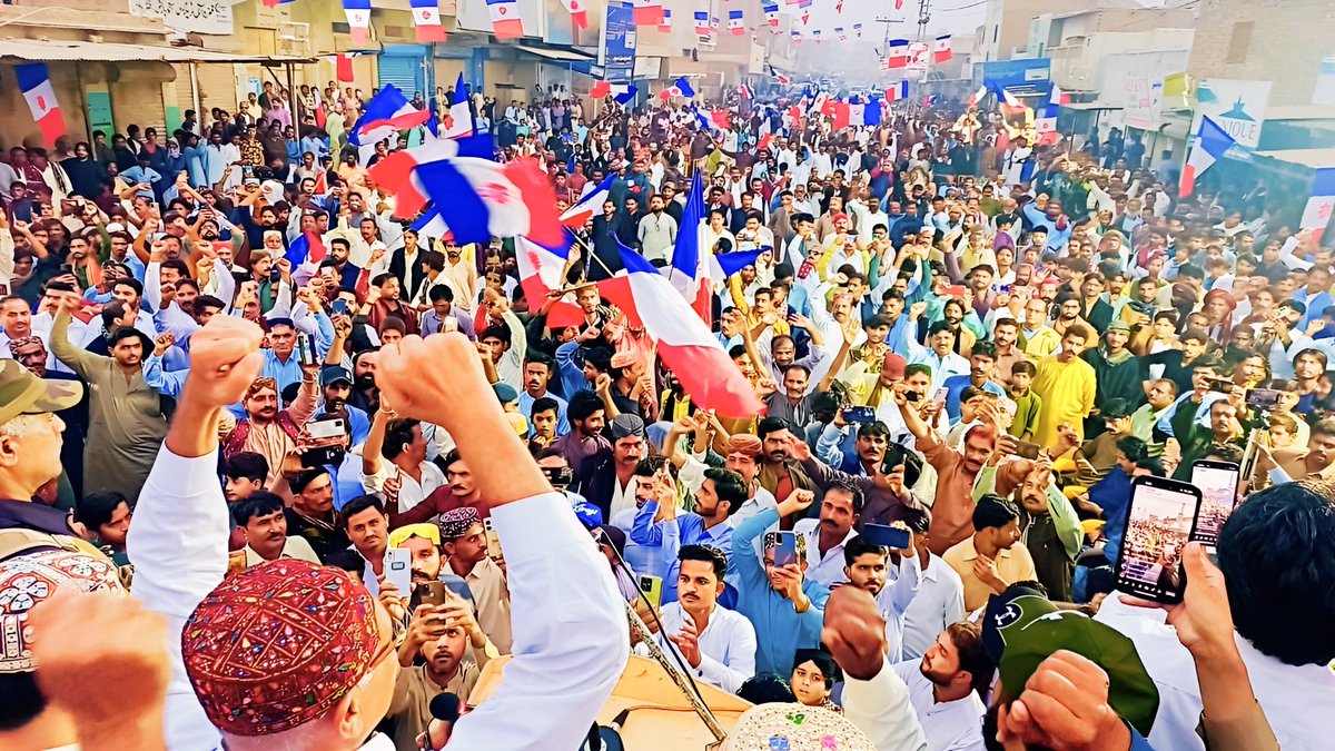 On the occasion of the third death anniversary of Shaheed Altaf Jaskani, a large number of people participated in Tando AllahYar and paid tribute.