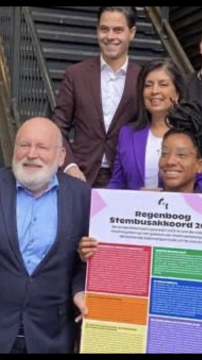 harmbeertema's tweet photo. Het land dat als eerste land het homohuwelijk mogelijk maakte, het land waar homo’s wettelijk en sociaal niets in de weg wordt gelegd, het land waar homo’s zijn vertegenwoordigd in alle raden van bestuur, als bestuurders van gemeenten, provincies, in de Tweede Kamer, het land waar homo’s zijn oververtegenwoordigd in de regering, dat land is het spuugzat om door u en door @MinOCW @marielle_paul van de @vvd steeds weer in het haar gesmeerd te krijgen dat het aartsconservatief is en niet deugt. 
Weet u wie u moet vragen homo-emancipatie te bevorderen? Uw aartsconservatieve gehoofddoekte collega’s in de Kamer, de bewonderaars van het aartsconservatieve Hamas, die Jodenhaters, antisemieten en terroristen die u vrijheidsstrijders noemt. Ga met uw lhbti-akkoord samen met @marielle_paul leuren bij de aartsconservatieve moskeeën die hier overal staan dankzij uw beleid, maar laat ons met rust. 
#STEMZEWEG 
#stemgeenvvd