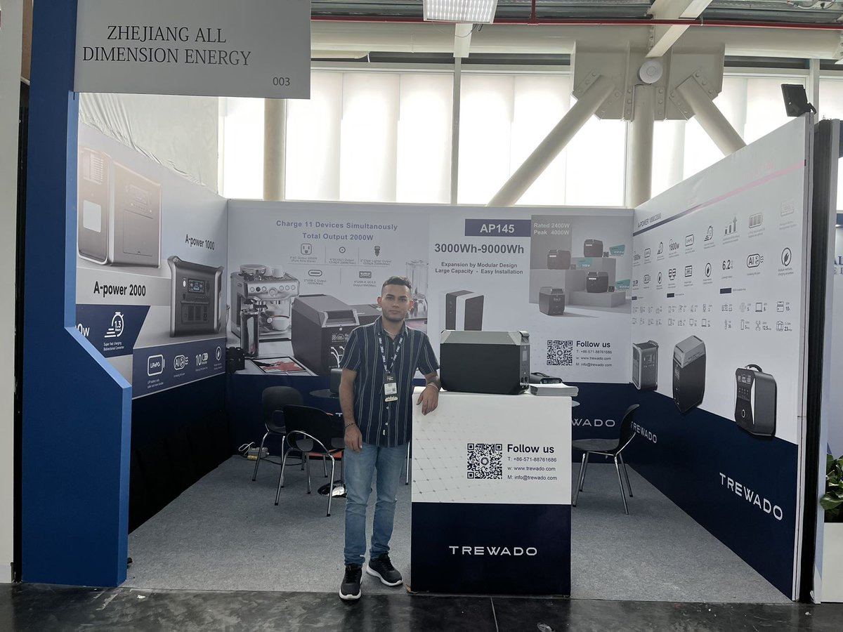 QTrewado's tweet photo. 🎉🎉🎉The Columbia Energy Storage Exhibition has successfully concluded, and we look forward to meeting you again at the exhibition next year!

#Colombia #Medellin #Energystorage #Portableenergystorage #Homeenergystorage #Newenergy #Greenenergy #Exhibition https://t.co/nd9hT2JHNZ