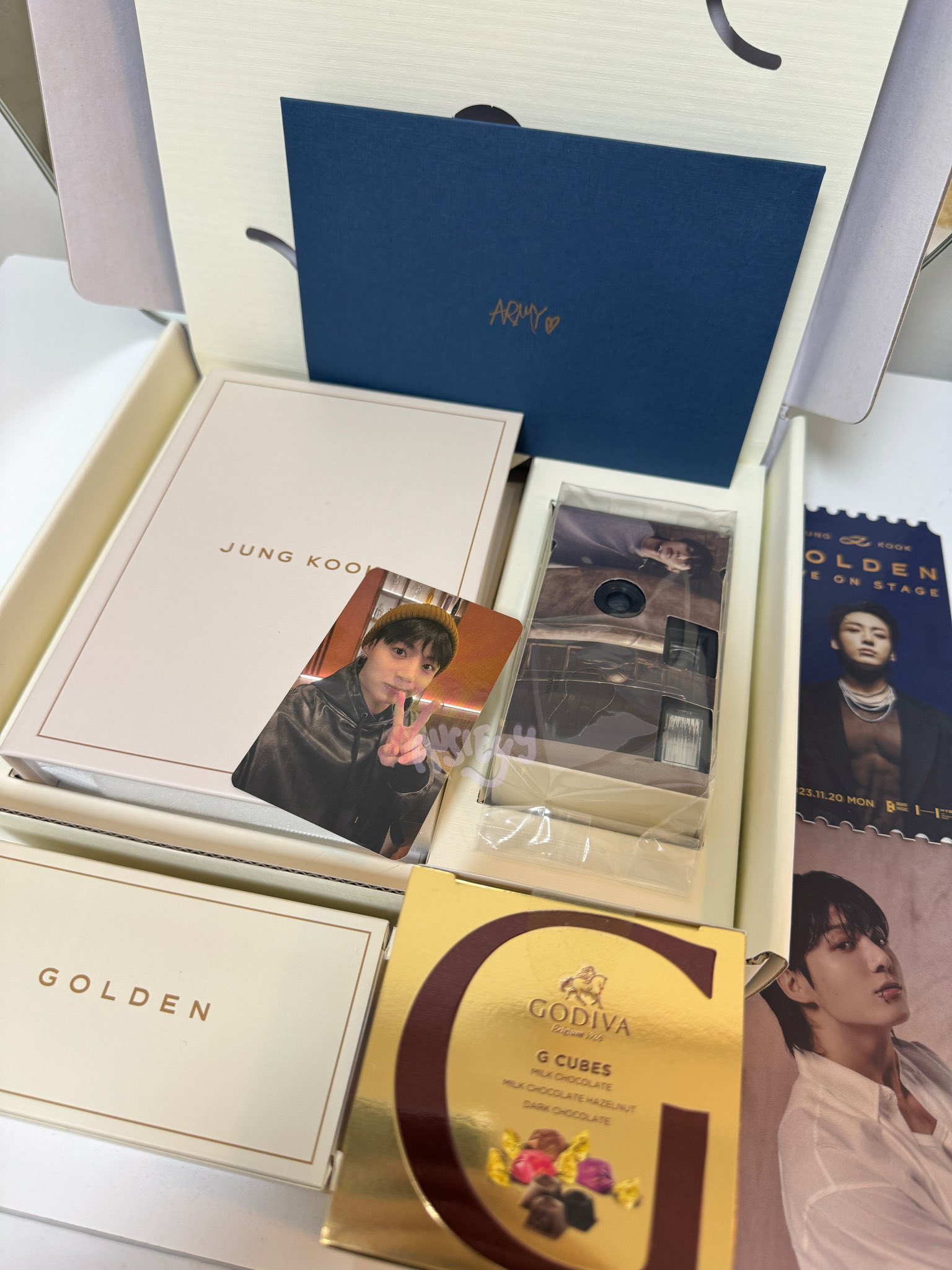 BTS ジョングク　　GOLDEN ブランケット＋GODIVA空箱+プリクラ BTS ジョングク GOLDEN ブランケット＋GODIVA空箱+プリクラ
