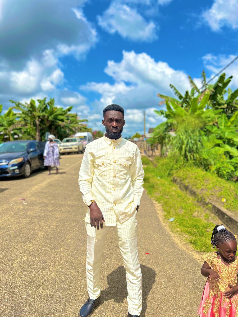 maga_sarpong's tweet photo. Celebrating Me Today 🙏🎉🍾🎊🍺🎂🎈🙏
Thank God For Another Year https://t.co/OnbuPcuKC3