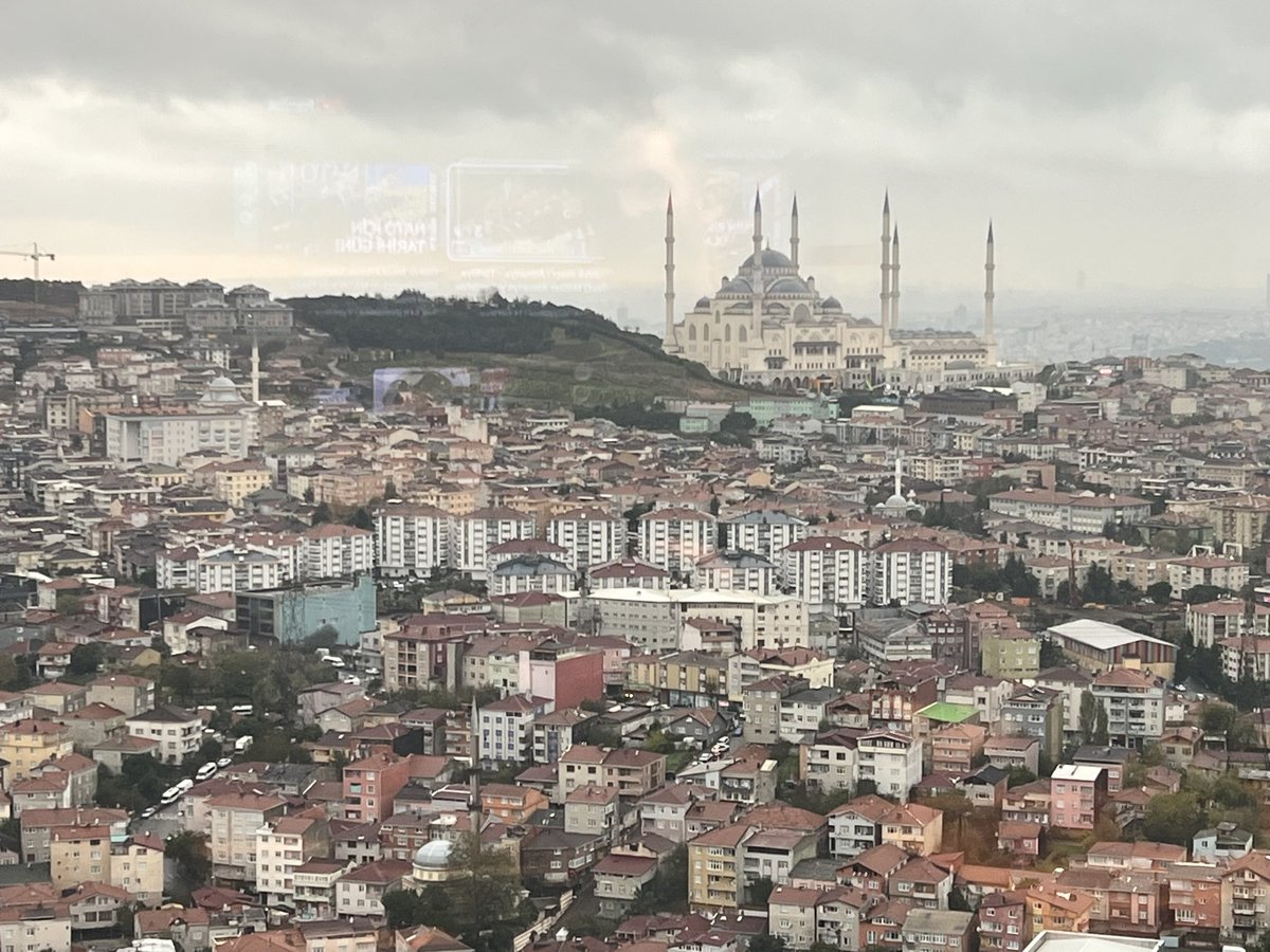 mkulunk's tweet photo. Güne merhaba

İstanbul’a neden bu kadar zulmettik?

İstanbul gerçekten bu kadar betonlaşmayı hak edecek bize ne kötülük yaptı?

Beton,güç ve İstanbul 
Nerede İstanbullu?
Beton ve güce karşı yenik

O zaman İstanbullunun kazanması gerek. https://t.co/SpSvLeQooz