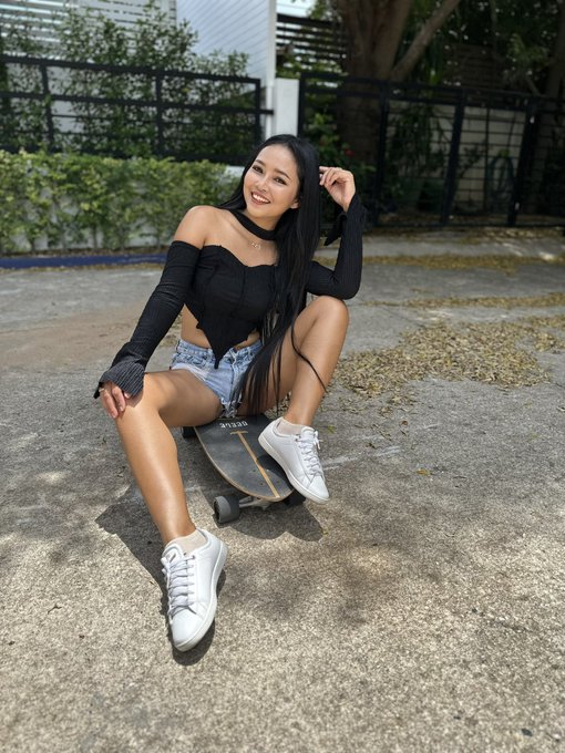 Say hi babe ❤️😝 https://t.co/TPuO0a5Ux1