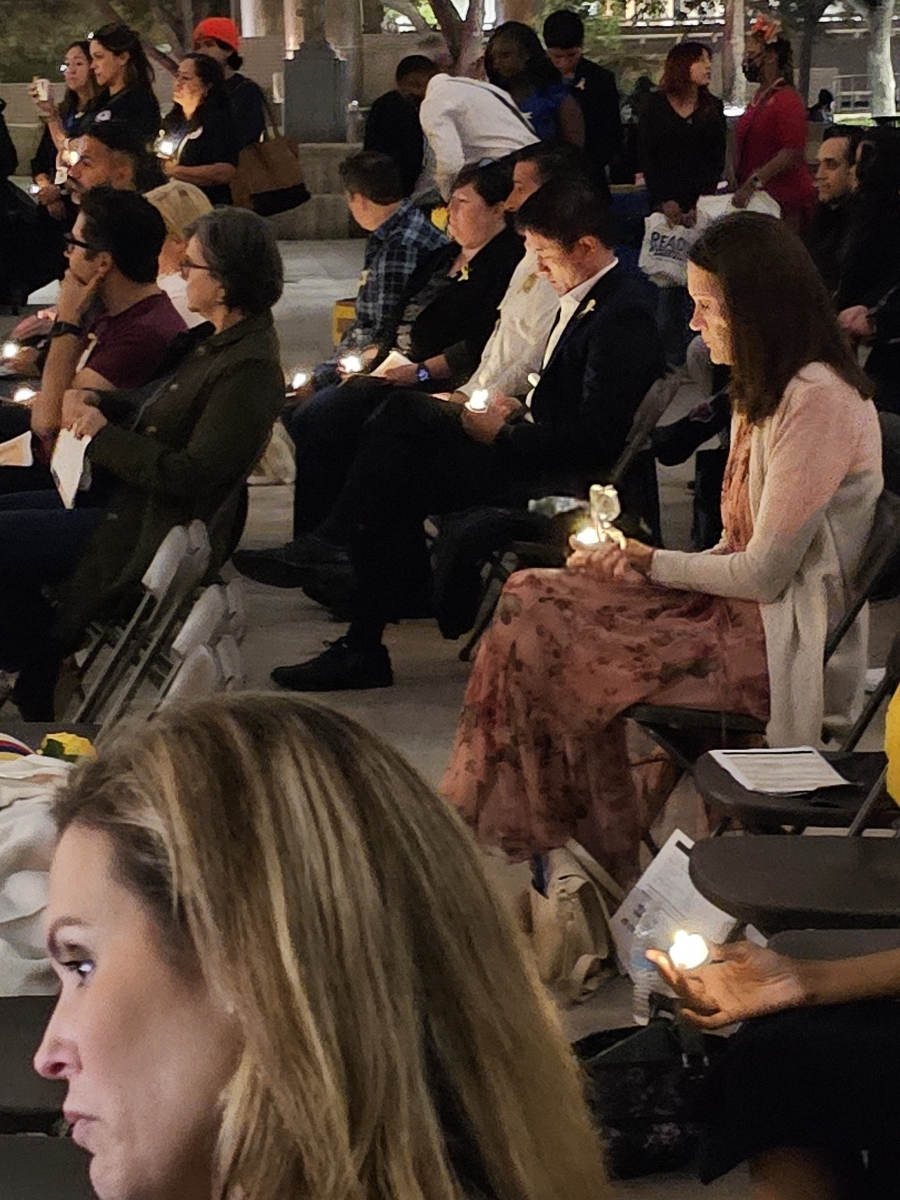 HoustonPlanning's tweet photo. Dozens of Houstonians gathered tonight for World Day of Remembrance for Road Traffic Victims. We heard testimonies of lives cut short by crashes, learned about road safety measures, & pledged to adopt safe behaviors to end traffic deaths. #VisionZeroHou #WDR2023 https://t.co/SFxDRrX6p0