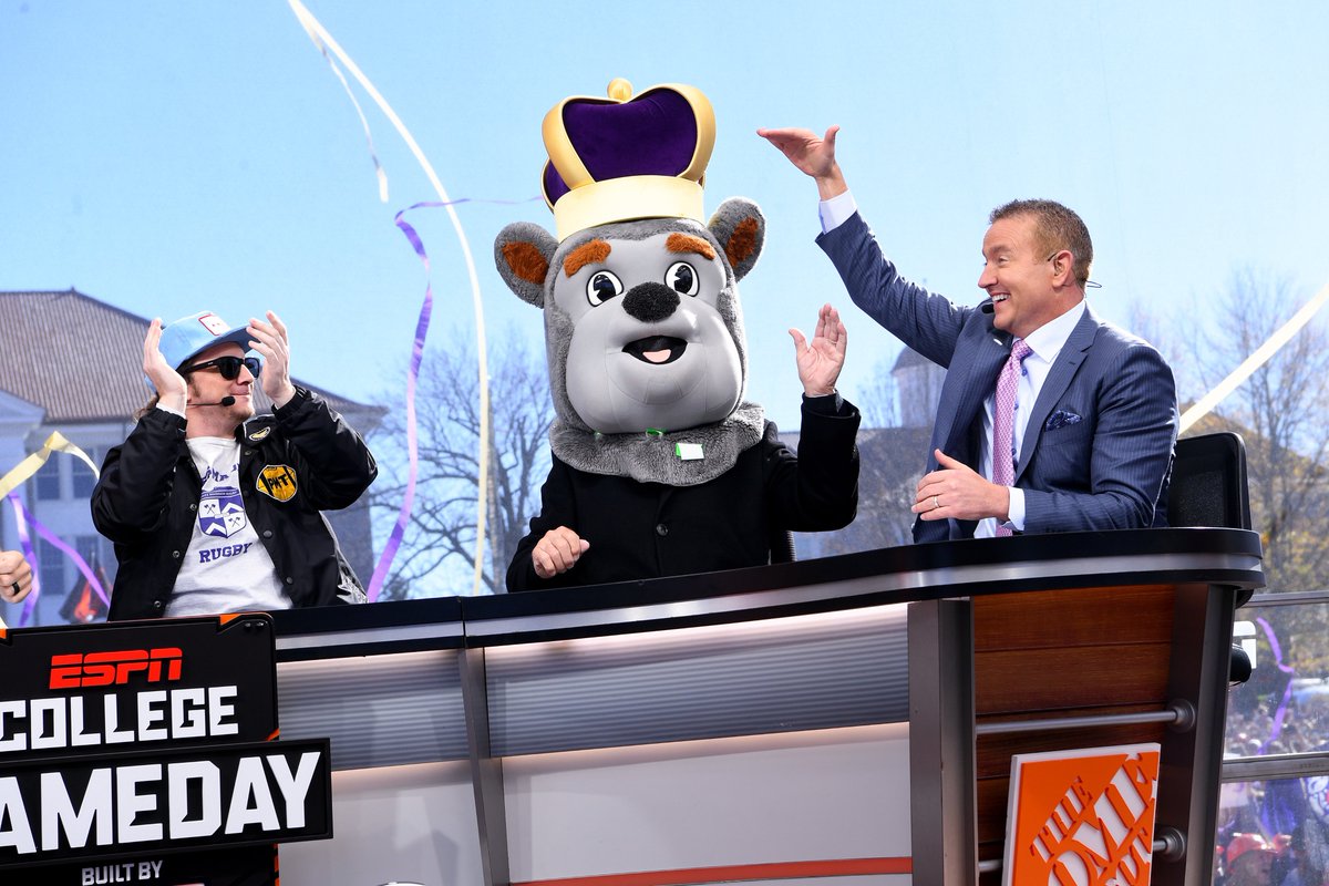 JMU's tweet photo. WHAT. A. WEEKEND.

Thanks for coming to town @CollegeGameDay! One thing is always certain, JMU Nation will always support our Dukes. https://t.co/bdaEw9fnrZ