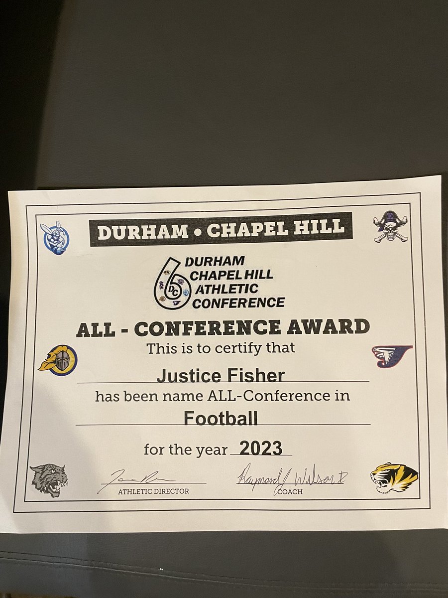 JusticeFisher9's tweet photo. Blessed to receive All Conference, Scholar athlete and Coaches Award! Thank you to my Teammates and Coaches I am truly Thankful for our time spent. I am excited to push forward and be even more of a leader! @Stephen04231781 @Coach_Wilson27 @wco70mack @CoachJackson89 @itscoachb__ https://t.co/mdFZ6Ywv1i