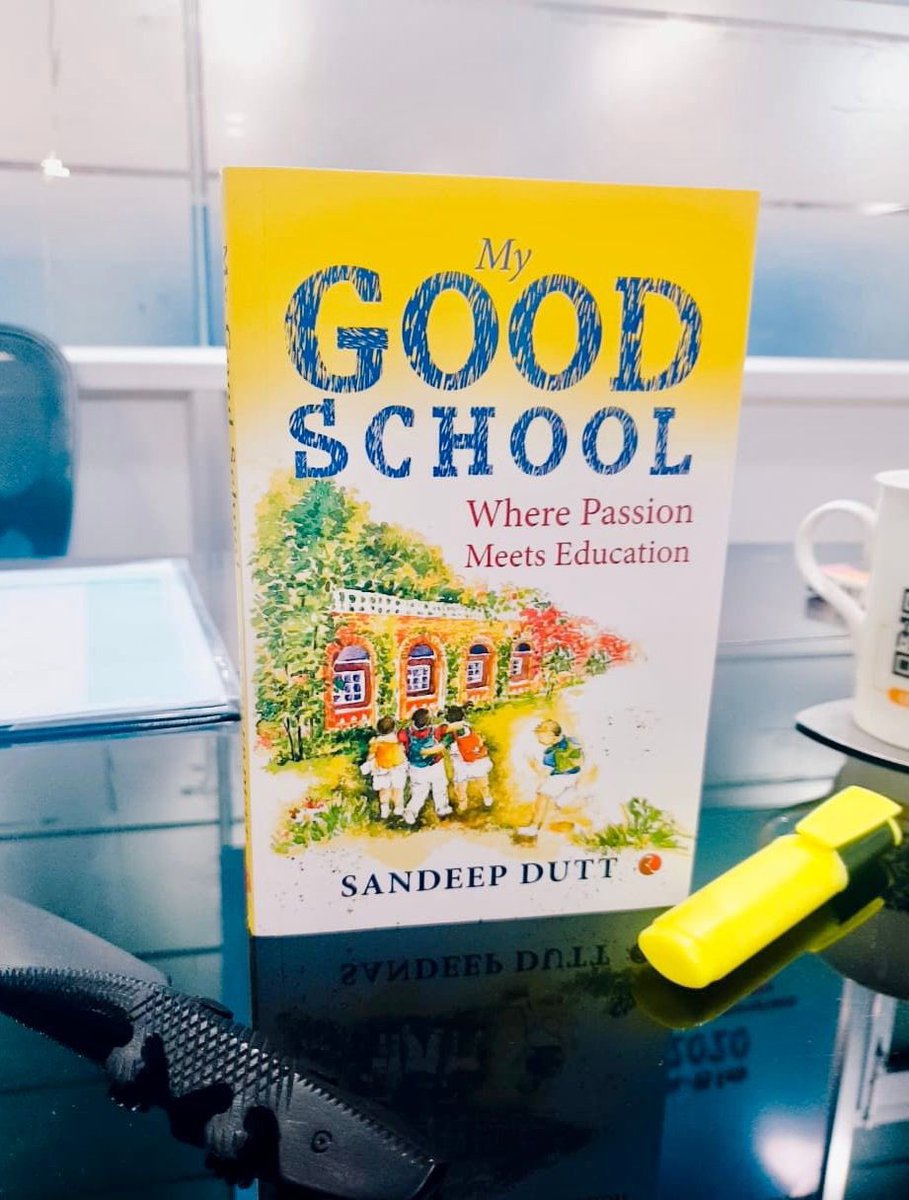MyGoodSchool's tweet photo. Book 📖 Reading Session
Raj Kumar College Raipur
#JoyOfLearning Where Passion Meets Education, reading 📖 with students #GoodSchoolsAlliance #bookreadingtime Image courtesy @santlani @LFINFoundation @Rupa_Books https://t.co/2mE0aUVsNR