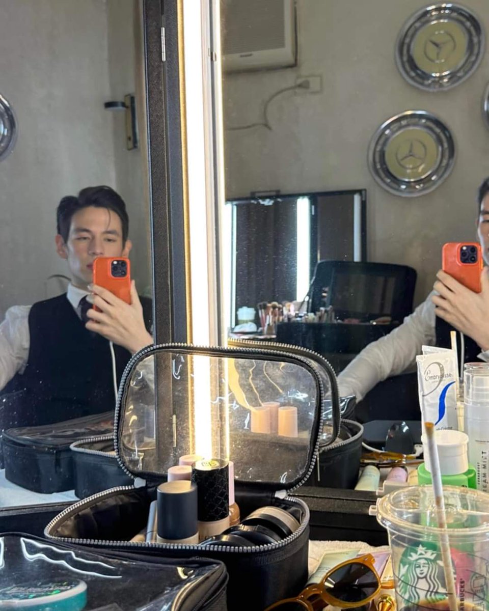 TVPLust's tweet photo. My CEO. 🤷‍♂️ https://t.co/zQV3xXLigS