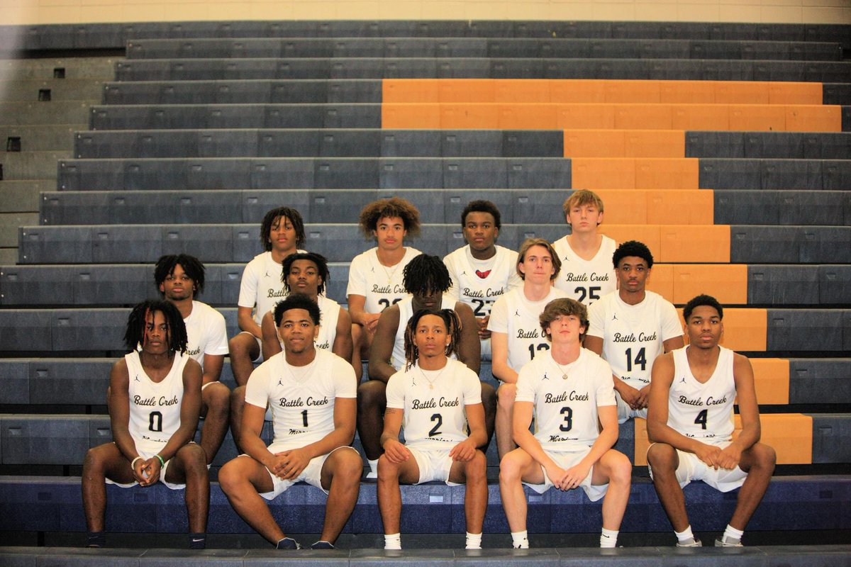 MY guys! I really enjoy coaching this group. Don’t count them out 💪🏽#TWW 
<a href="/tchs_mbb/">Tattnall County MBB</a>