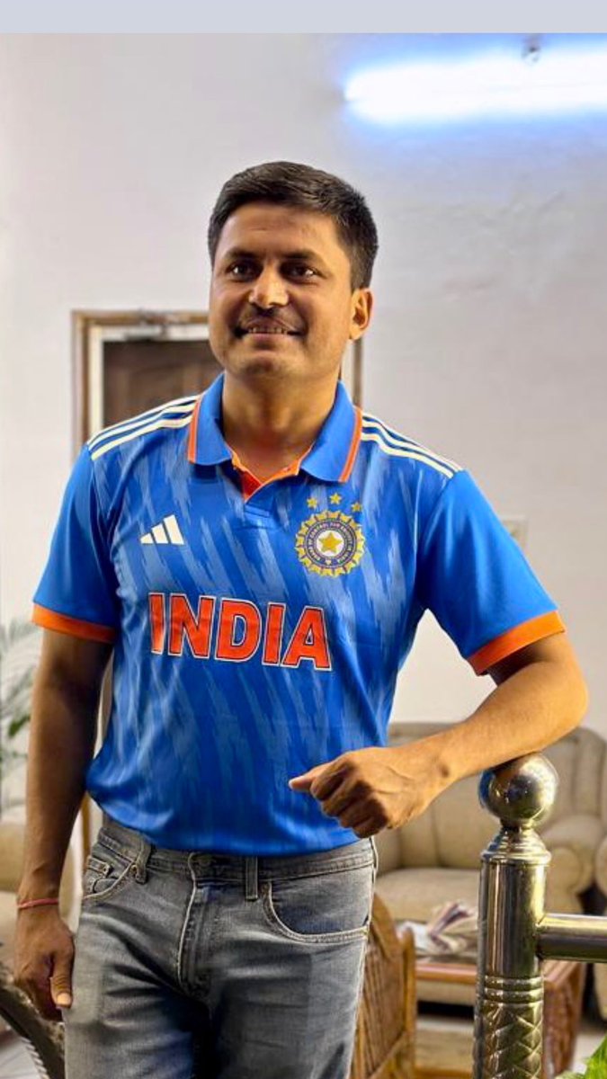 AwanishSharan's tweet image. I support #TeamIndia ❤️🇮🇳