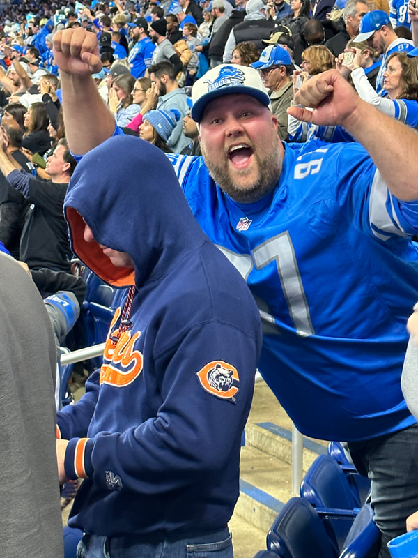 A Game for the Ages: Lions vs Bears - Near North Now nearnorthnow.com/10/post/2023/1…