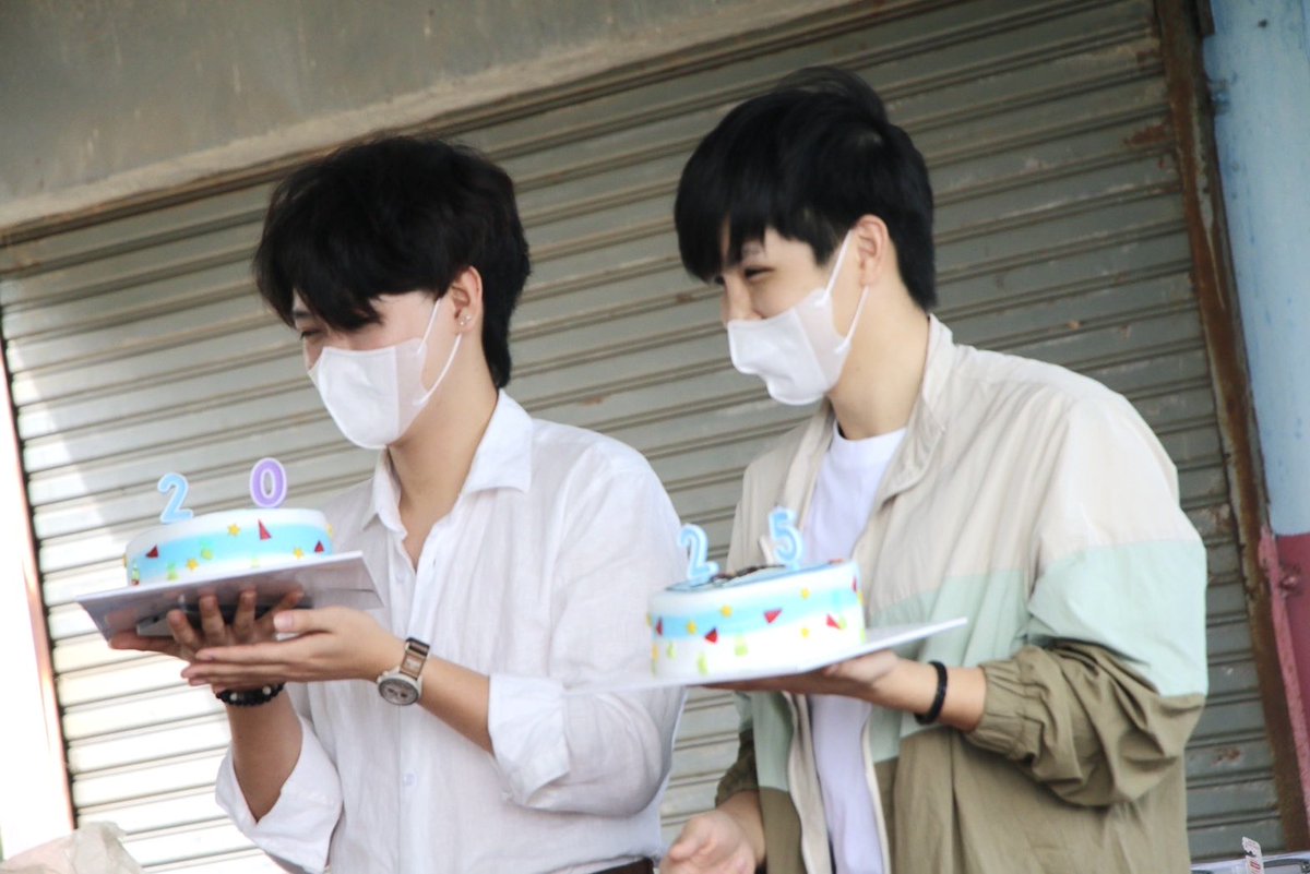 cj_yntofficial's tweet photo. 19 Nov 2023 | ชินจังและปังปอนด์ 🎂💙
@chinjung_ynt @Suriyakun_ 

#ChinjungPangpondBDCharity
#chinjung_ynt #PangpondSP
#Chinjung20thBirthday
#pangpondday25th https://t.co/lwRzRkrcAZ