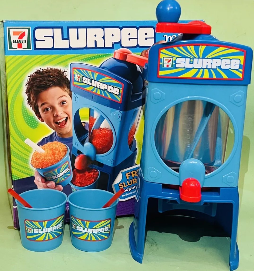 Shout out to <a href="/1princemalcolm/">Prince Malcolm</a> who made an ECTO COOLER SLURPEE in real life!!! #ectocoolest <a href="/CocaColaCo/">The Coca-Cola Co.</a> <a href="/gilkenan/">Gil Kenan</a> <a href="/ghostbusters/">Ghostbusters</a> <a href="/7eleven/">7-ELEVEn</a>
