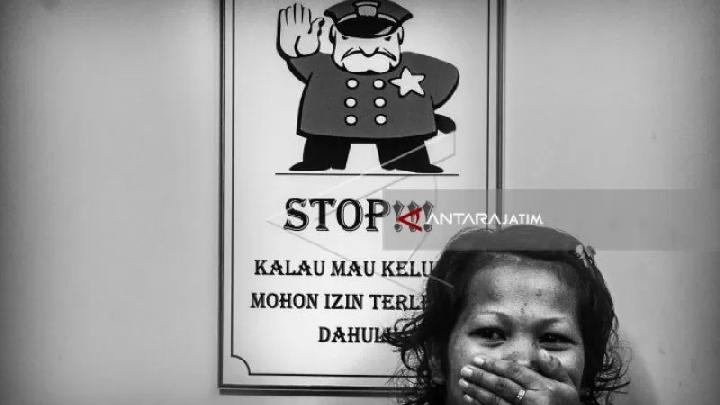 Perusahaan Pengirim Pekerja Migran Secara Ilegal Berhasil Ditangkap

shorturl.at/ikoAT

#pekerjamigran #buruhmigran #pengirimanilegal #perdaganganmanusia