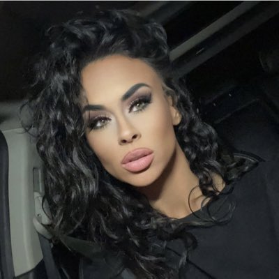 CassBell08's tweet photo. #NewProfilePic https://t.co/h0rLVe3uYE