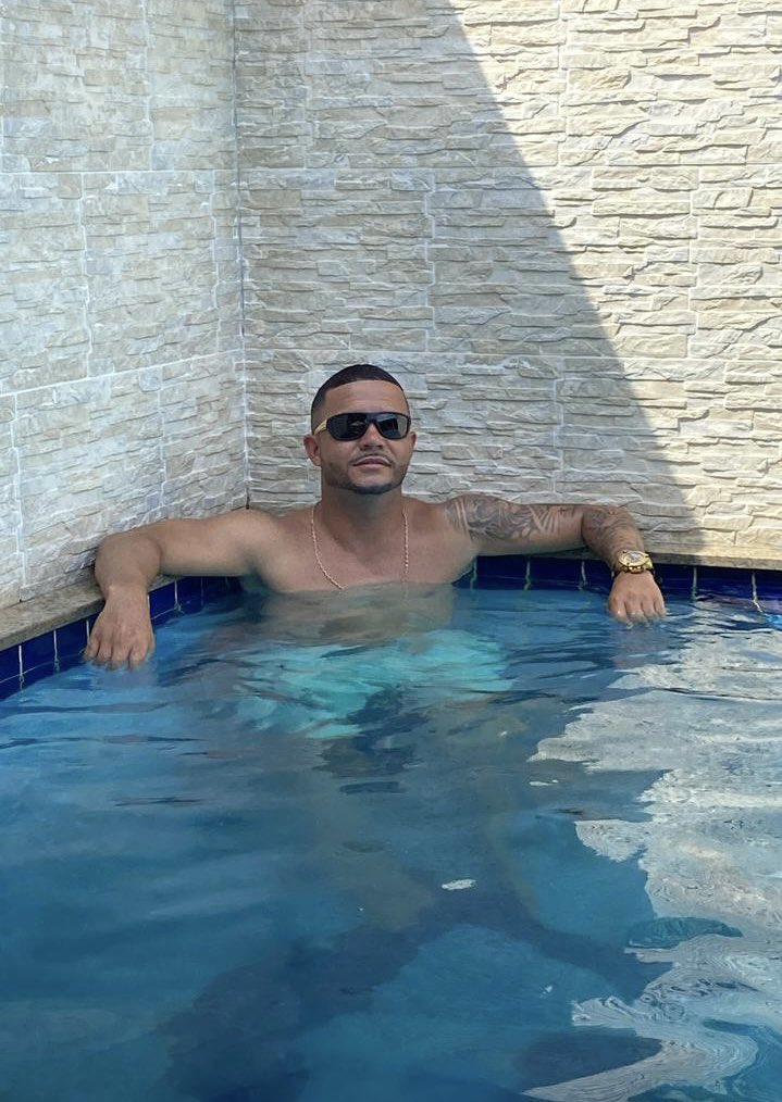 FilipedoRosa1's tweet photo. 😎🤪 https://t.co/juBkLxXvcT