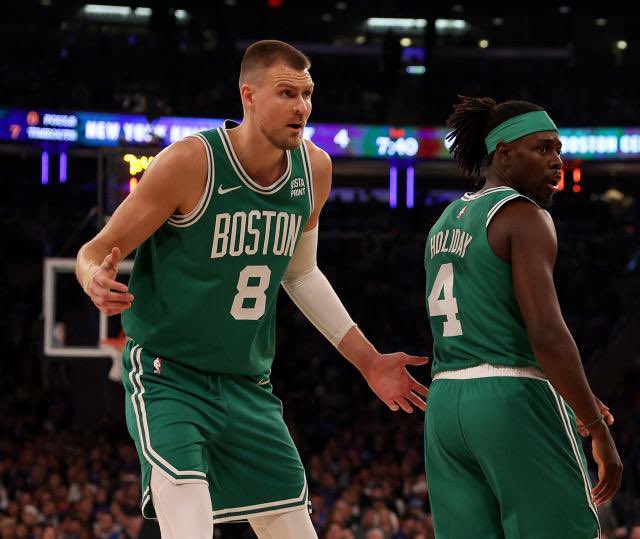 TheHoopCentral's tweet photo. The Celtics are 11-2. 🔥

Best record in the NBA https://t.co/lWPzZg5jxC
