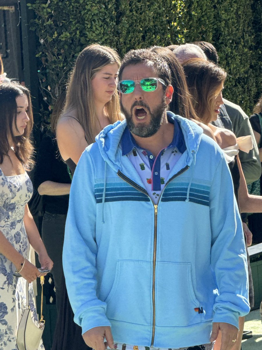 dylkatzz's tweet photo. Thank you @1iota for the Leo premiere tickets- it was so much fun!! It means the world to meet Adam Sandler 😭😭💗 https://t.co/cUO4s6EAHf
