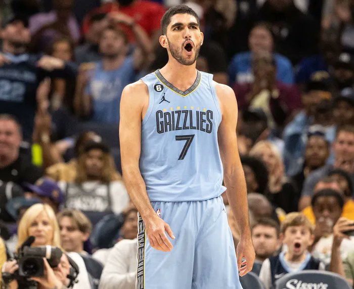 alejandroggo's tweet photo. PARTIDAZO DE @santialdama que ha firmado SIETE career-highs en la derrota ante los Celtics.

Puntos: 28 (eran 24)
Asistencias: 6 (era 5)
Minutos: 39:11 (eran 38:59)
Tiros anotados: 11 (eran 9)
Tiros lanzados: 27 (eran 16)
Triples anotados: 6 (eran 4)
Triples lanzados: 15 (eran 9)

En total, 28 puntos (11/27 FG, 6/15 triples) con 12 rebotes y 6 asistencias en 39 minutos. Dos robos y +4 en pista.