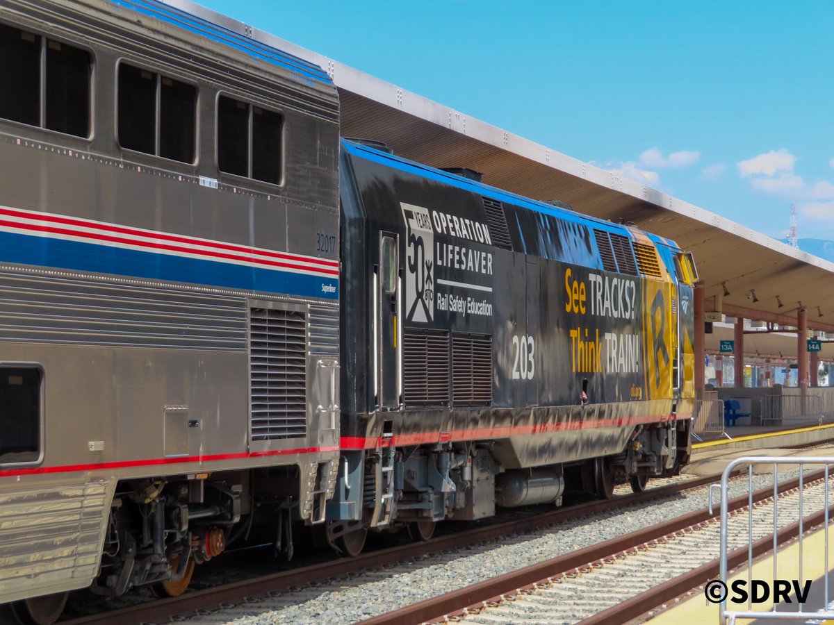 sdrailfanner's tweet photo. Amtrak P42DC 203 Displaying at LA Union https://t.co/Y7Q2UZ5AJN