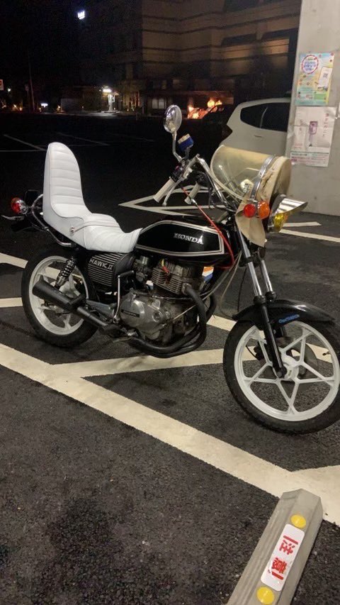 32uKDXd7XYcSXq8's tweet photo. 仲良しの子の単車パクられました‼️
マジで、許しません‼️
なにか、情報有れば教えてください❗️
人の単車盗んで金稼ぎする奴は、人間のカスです‼️
皆さんの力貸してください‼️
拡散してください‼️ https://t.co/rE1b0tLG4X