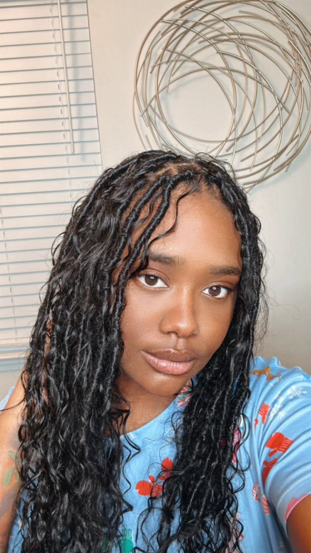 Kiyav__'s tweet image. Boho Hunan Hair Locs.. She Asked And I Delivered! #BookTheLook #locstyles #locsforwomen #bohostyle #foryoupage