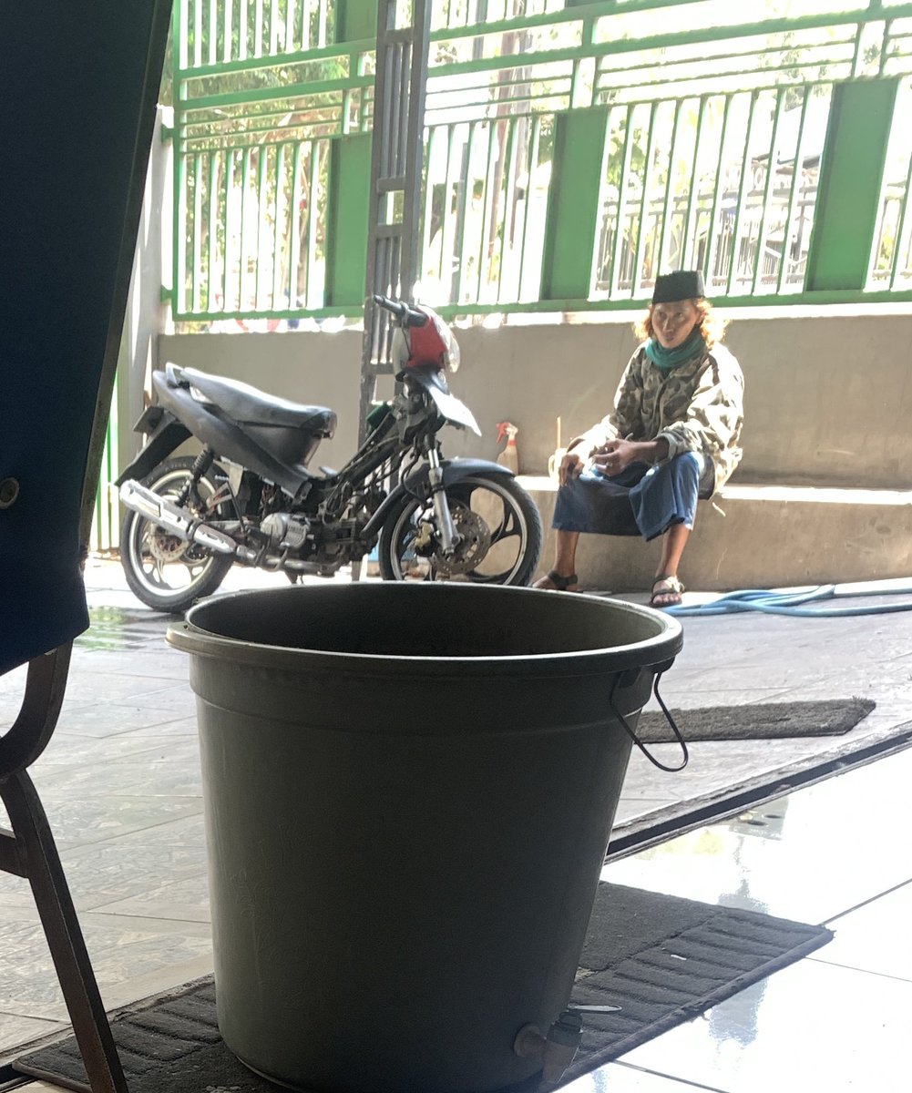 aamarfff's tweet photo. gak mukulin santri aman https://t.co/607VByQIfg