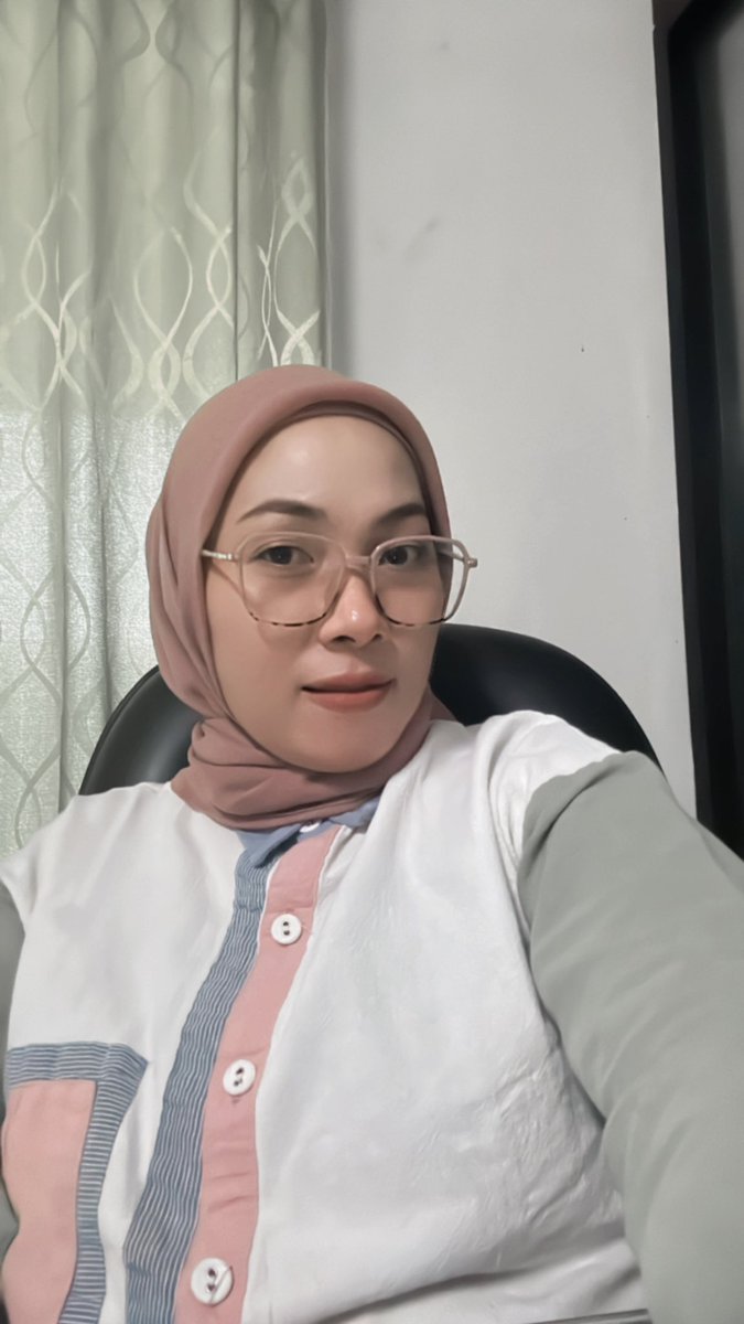12Faradyba's tweet photo. Syelamat hari senin https://t.co/8Qq8sMKzGC