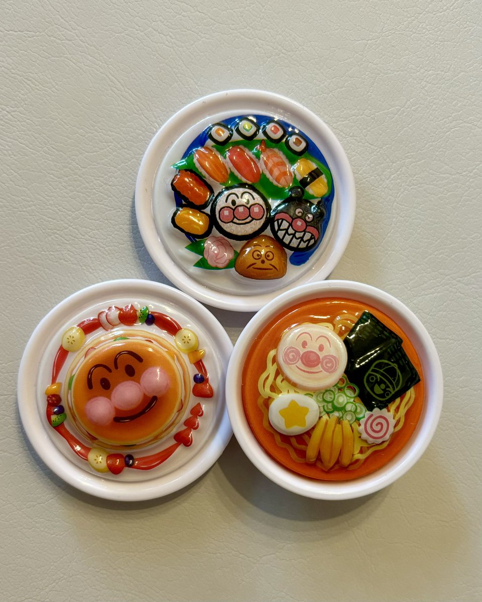 cocoooooo17's tweet photo. アンパンマンのフードデリバリーのおもちゃ可愛すぎる🥹🤍
お寿司パンケーキラーメン！
可愛いいいいいい🥹🥹🥹 https://t.co/npqyOt9Tcs
