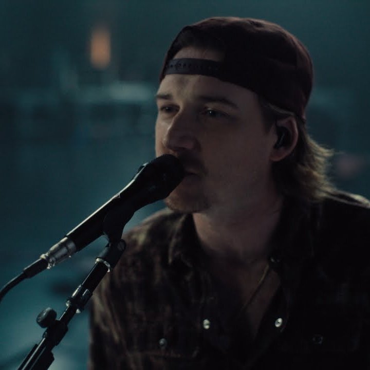chartdata's tweet photo. #BBMAs Top Hot 100 Song Winner: Last Night by @MorganWallen https://t.co/DcnlkpgkKj