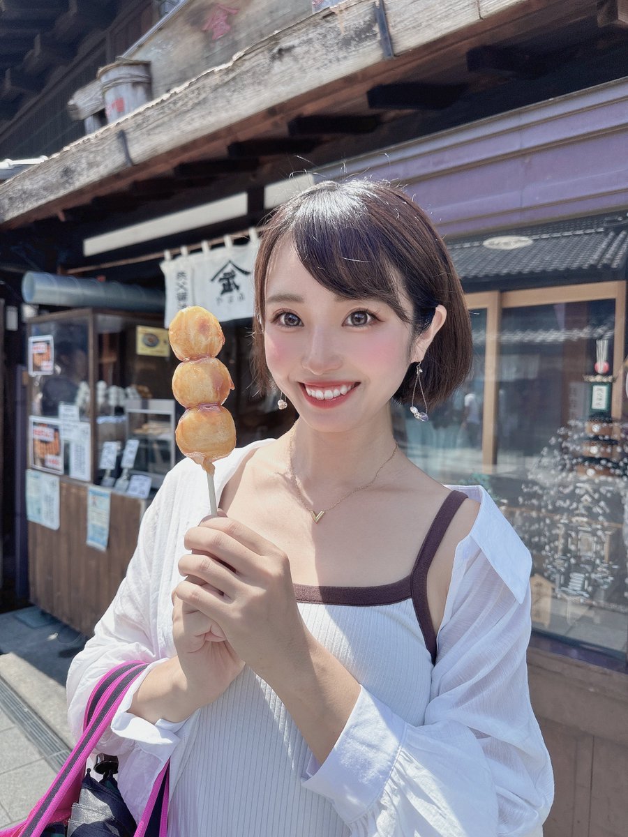 rainbow__0126's tweet photo. パクパク(๑´ㅂ`๑)
食べ歩き✨

普段は美味しい食べ物食べるの好き

 #モデル  #被写体モデル  #カメラマンさんと繫がりたい  #カメラマン募集 https://t.co/wqlMqttwvV