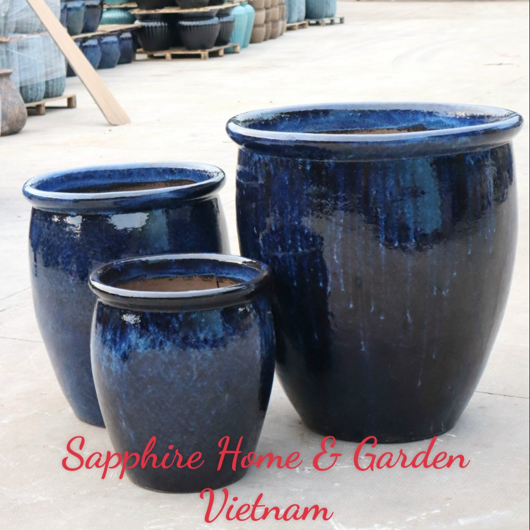 Jason62514329's tweet photo. Giant of Ceramic Glazed Pots in front of Yard 
Contact for wholease pots:
Email: jason@homeandgarden.vn
Whatsapp: +84964877911
#gardendecor #ceramics #gardenpot #flowerpots #plant #outdoorpottery #gardencenter #planter #krukker #terracottapots #bigpots #pottery #outdoorpots #pots https://t.co/MCIFwBZ0de