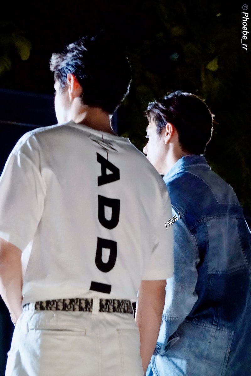 29Ruanruan's tweet photo. 2023.07.15🤍💙
When I first saw JamFilm in Thailand🫶
#LawsofAttractionEP1 第一次见面🐶😺
#หมายักษ์กับแมวน้อย #JamFilm #แจมฟิล์ม https://t.co/6G5eQ5goxd