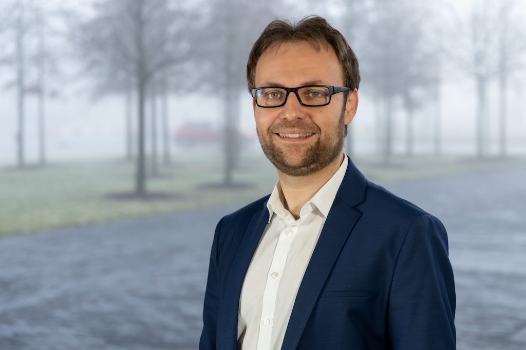 uni_lu's tweet photo. 🏅 #uni_lu Prof. Christophe Ley wins the Bernoulli Prize for advancing #statistics with "Stein’s method for comparison of univariate distributions".

➡️ https://t.co/dy2uWs4zQy ⬅️

#Mathematics https://t.co/D9IWUdpeLF