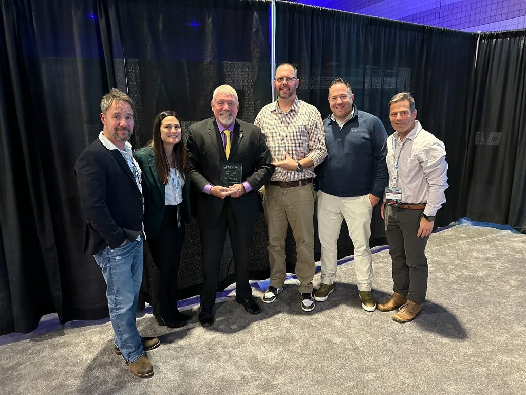 Andrew Nikola tweet media