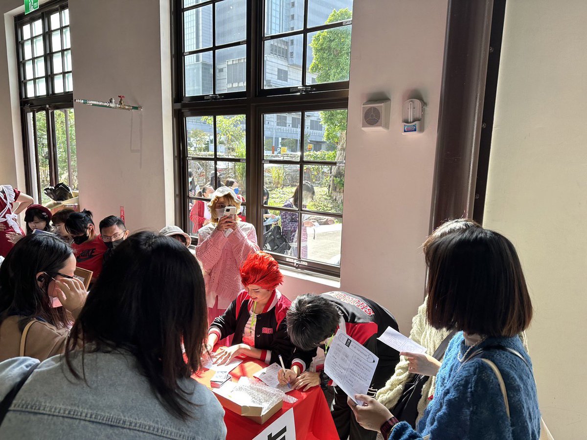 ruhanaholiday's tweet photo. 流花only——王牌搭檔的假期順利結束
感謝所有社團、入場者、全體工作人員以及@boogooteam 的支持及協助

大家來場辛苦了，希望各位都有獲得美好假期！ https://t.co/RqztzHaONf