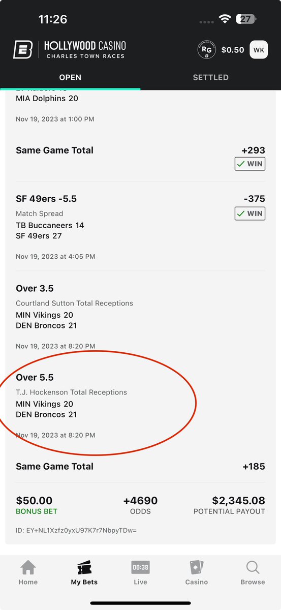_knightsports's tweet photo. So freaking crazy mannnn. Had 2 catches late in the ball game!!! Couldn’t come down with them.. Dobbs also missed several chances throughout the game (he was wide open) but it was a good ride.
#espnbet #xbetting #knightsports https://t.co/YSEbTPR05Y