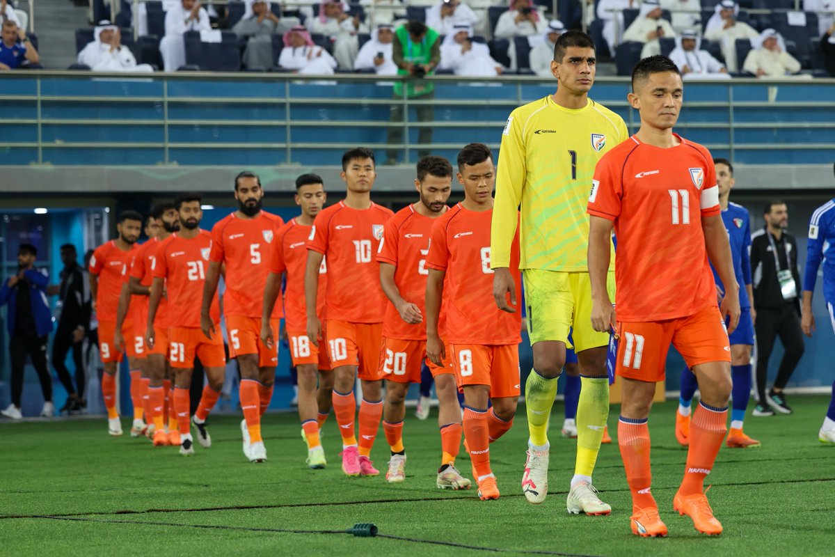 TheKhelIndia's tweet photo. LET'S BACK THE BLUES 💙

FIFA World Cup 26 Qualifiers ⚽

🇮🇳 INDIA 🆚 QATAR 🇶🇦 

📍Bhubaneswar
🗓️ 21st Nov
⏰ 7:00 PM IST
📺 Sony Ten Sports 2
📱 Sony Liv &amp; JioTV

Tickets are already SOLD OUT 🎫

➡️ Qatar are Asian Champions and WR 61

#IndianFootball #WCQ2026 #INDQAT https://t.co/KsgxP6klZS