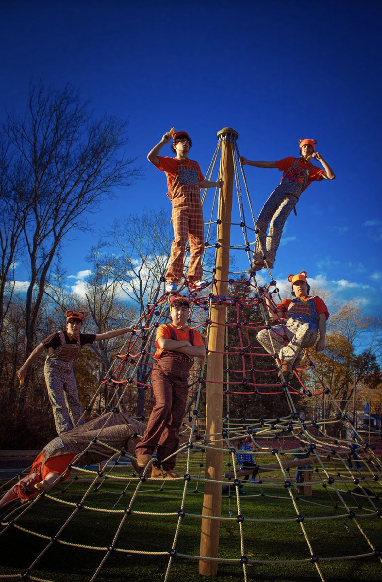 MrJeronimo_Case's tweet photo. Horton better watch out! These monkeys are after his clover! #CasePride @JosephCaseHS 

Check out SEUSSICAL at Joseph Case High School. 

December 7th - 10th. 

https://t.co/KbsKRpBAip https://t.co/6DVtqn9jo2