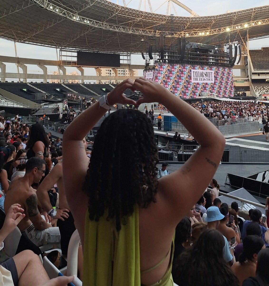 swiftsvrse's tweet image. @taylorswift13 had the time of my life with you!!!
ps: already canceling plans in case you call again ;) #RIOTsTheErasTour
@taylornation13