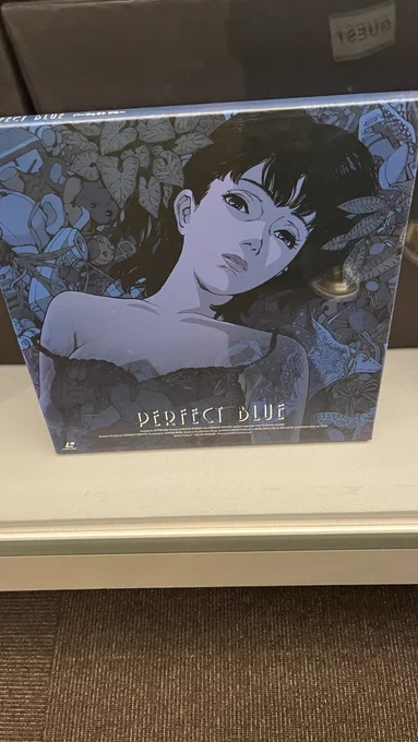 そして2軒目は江口寿史センセーの展示へ! これが40年前の絵?嘘だろ?って目眩。興奮しすぎて原画の写真撮ってない、なんでだ センセーは久々の再会&ファンすぎて少年のよーにはしゃいでいた。珍しいものを見たな。 ツーショ写真の位置関係が変なのはオレをトリミングしてあるから!  #江口寿史